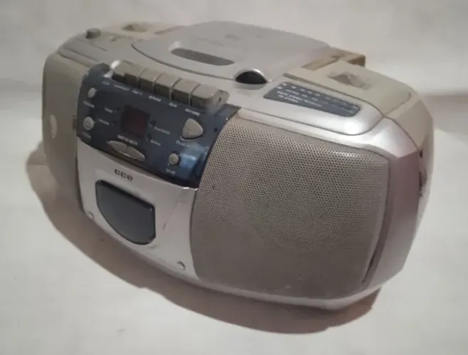 Rádio/CD CCE