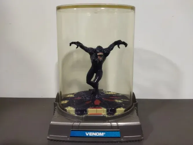 Action Figure Venom