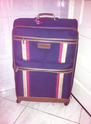 Mala de Viagem 23kg nova 