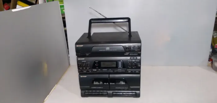 Som SHARP  GX CD560B com defeito