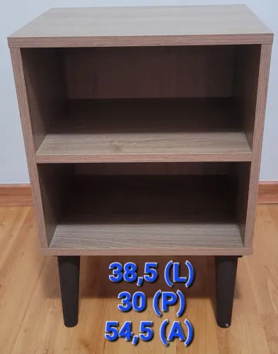 Criado mudo / mesa de apoio