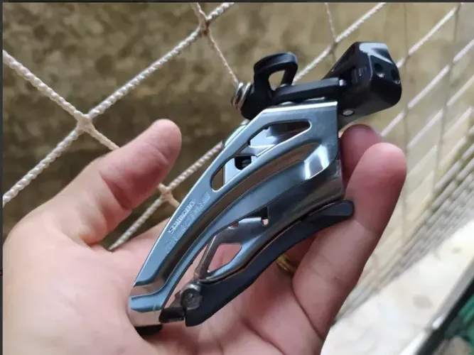 Câmbio Dianteiro Shimano Deore Fd-m6020-m - 2v