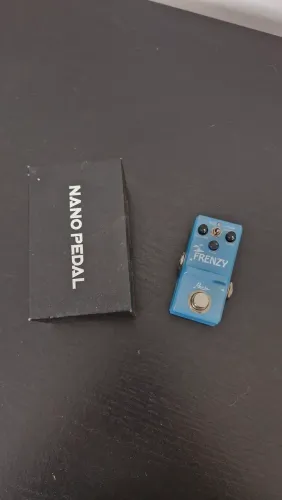 Pedal Rowin Fuzz Frenzy
