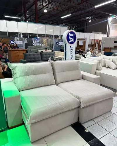 Sofá Retrátil e Reclinável Pienzo 2,50 metros 