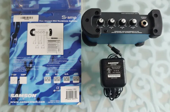 Amplificador SAMSON para 4 hadephones