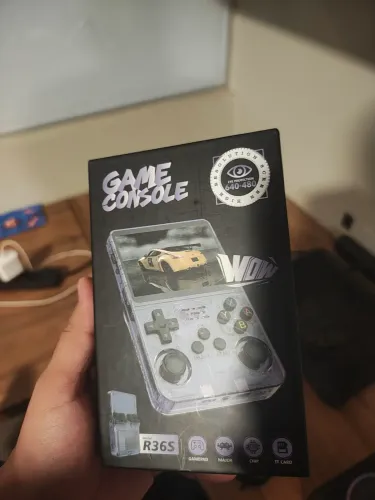 CONSOLE PORTÁTIL R36S - NOVO LACRADO