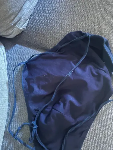 Conjunto crooped de tecido azul marinho com calça 