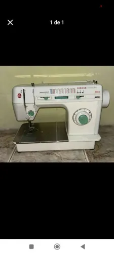 Máquina de costura