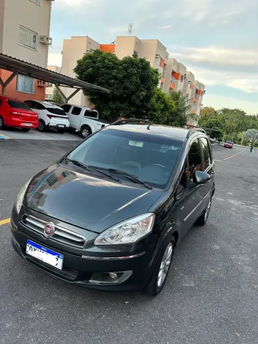 Fiat Idea Essence 1.6 Flex 16V 5P 2015