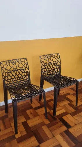 Cadeira Coral marca Flexform 90,00 cada