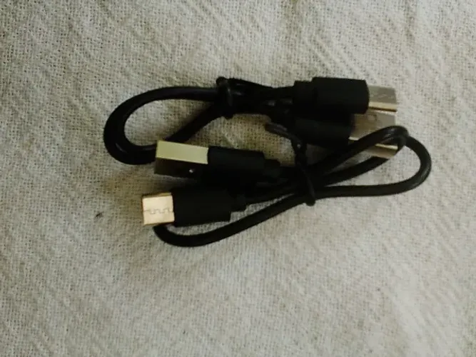 Par de cabos USB tipo c tamanho pequeno 
