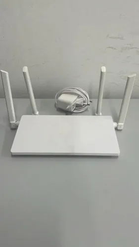 Roteador Huawei WiFi Ws * Mbps