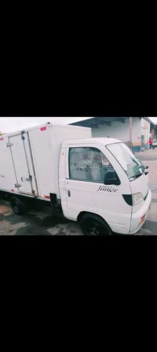 Vendo Towner Junior 2012 baú 