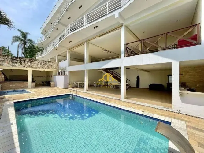 Casa com 6 quartos à venda, 1200 m² por R$ 5.500.000 - Granja Viana - Golf Garden - Carapi