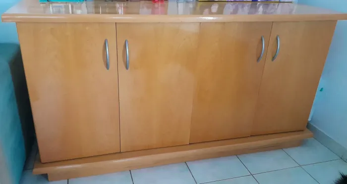 Buffet madeira cerejeira lindo medidas: 1,51(L)x78(A)x46(P)