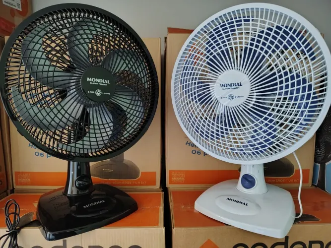 Ventilador de Mesa Mondial 30cm 6 Pás