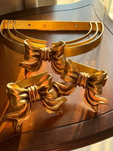 Dossel Laço Dourado Quarto Bebe 