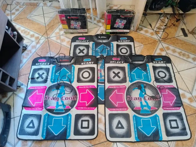 2 Tapetes DDR de PS1/PS2/PC 