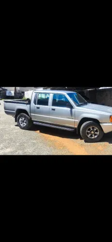 Mitsubishi L200 GL 2.5 4X4 CD Diesel 2001