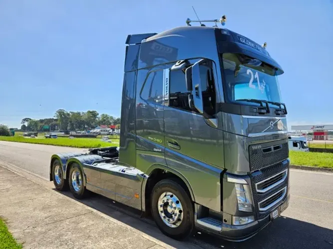 Volvo FH 540 6x4 Bug Leve Globetrotter Ano 21 Suspensão Mola Automático Carenagem Lateral 