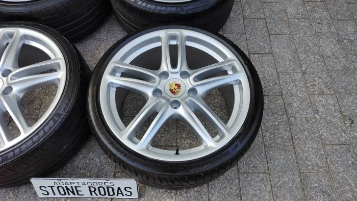 Rodas Porsche PANAMERA aro 19" 5x130(duas talas) com pneus 