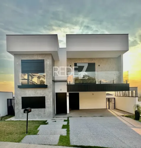 Luxuosa Casa de Condomínio à Venda no Parque das Quaresmeiras, Campinas/SP: 342m² de Pura 