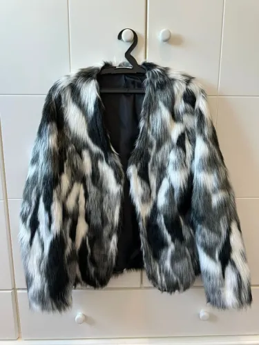 Casaco de pêlo mescla importado - tamanho P (NOVO)