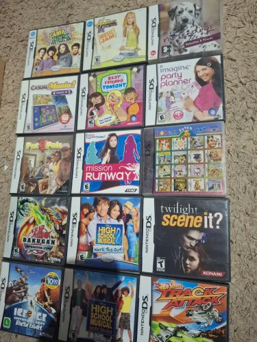Cartuchos para Nintendo DS com capas