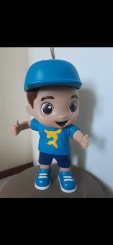 Boneco Lucas Neto gigante 