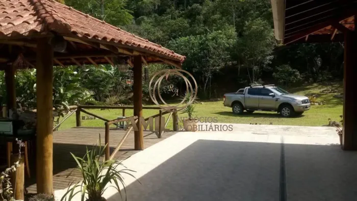 Venda Chácara Ressaca Dentro da Cidade com 5.000m² de Terreno - Ubatuba
