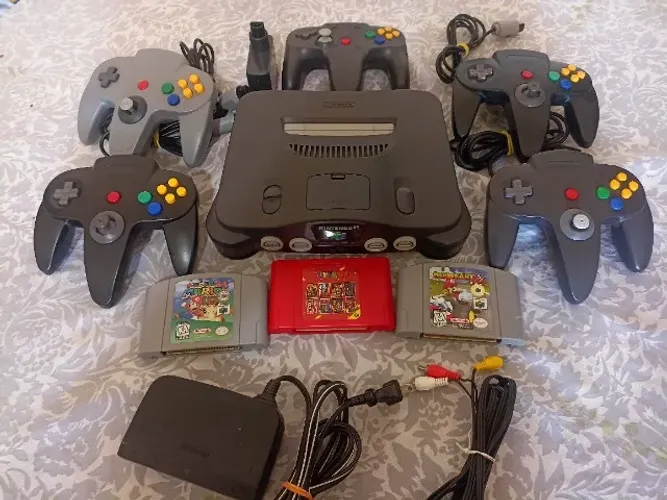 Nintendo 64 completo 5 controles, 3 fitas e 340 jogos