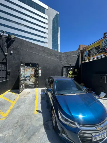 Alugo ponto comercial no farol com até 9 salas 