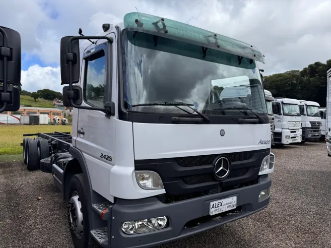 Atego 2425 ano 2009