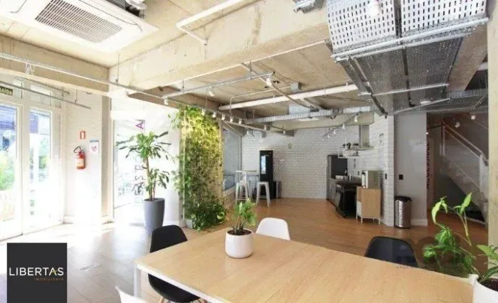 LIBERTAS IMOBILIÁRIA ALUGA,Loja comercial com 190m²/santa Cecilia