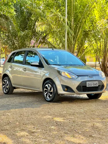 Ford Fiesta SE 1.0 8V Flex 5P 2014