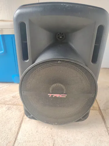Caixa karaokê Trc com bateria ótimo estado