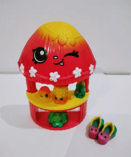 Conjunto de Brinquedos Shopkins - Casinha de Praia com Personagens