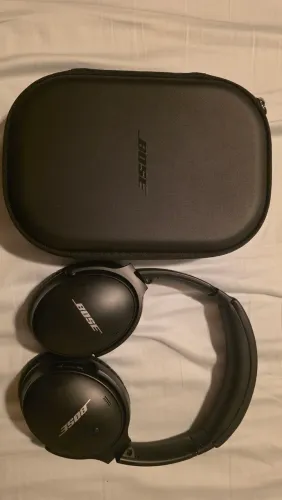 Fone de ouvido over-ear sem fio Bose QuietComfort 45 QC45 preto