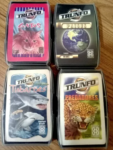 Kit com 4 Super Trunfos Completos