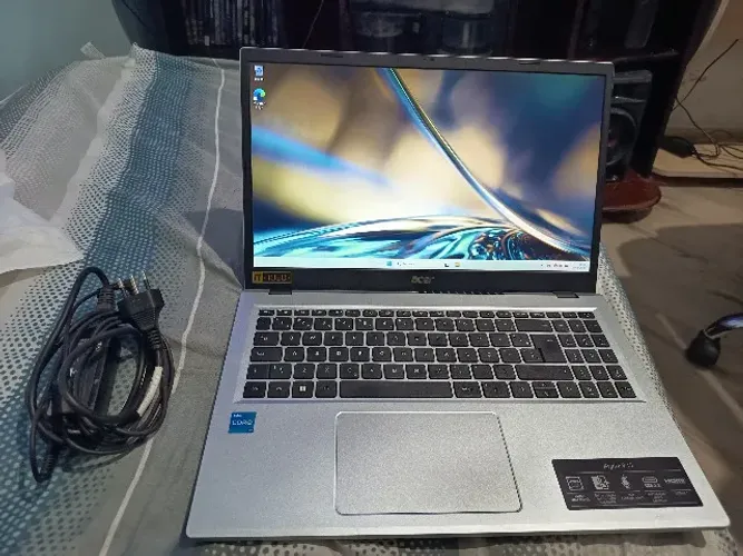 Notebook Acer Aspire A315-510P, Intel Core i3, 8 GB RAM, SSD NVMe 512 GB