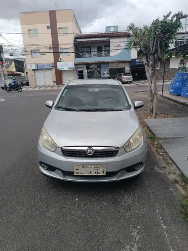 Fiat Grand Siena Attrac. 1.4 EVO F.flex 8V 2013