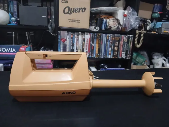 Rara batedeira Manual Arno.dos anos 70 única dona funcionando