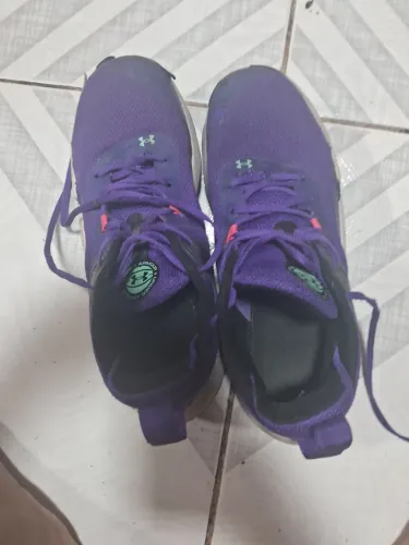 Under armour dagger roxo 42
