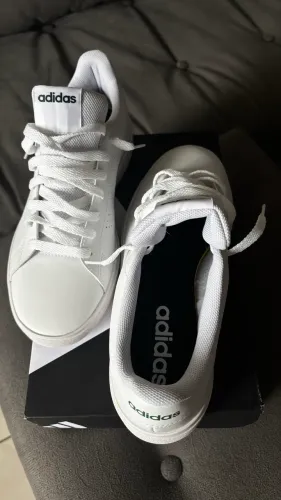 Tênis adidas advantage TAM 40