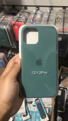 Vende-se capa iPhone 12/13 duas capas 30,00