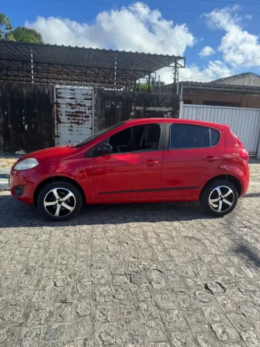 Fiat Palio Essence 1.6 Flex 16V 5P 2014