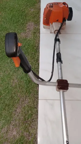 Vende uma roçadeira Stihl 