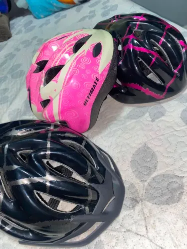 Capacetes de Ciclismo PTK - Kit com 3 Unidades em Bom Estado