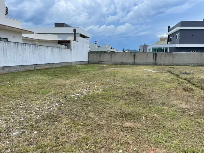 Terreno Plano 447M² no Condomínio Caledônia Private Village Camboriú
