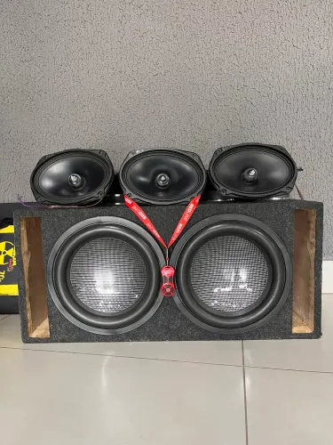 Som Automotivo vendo só completo 